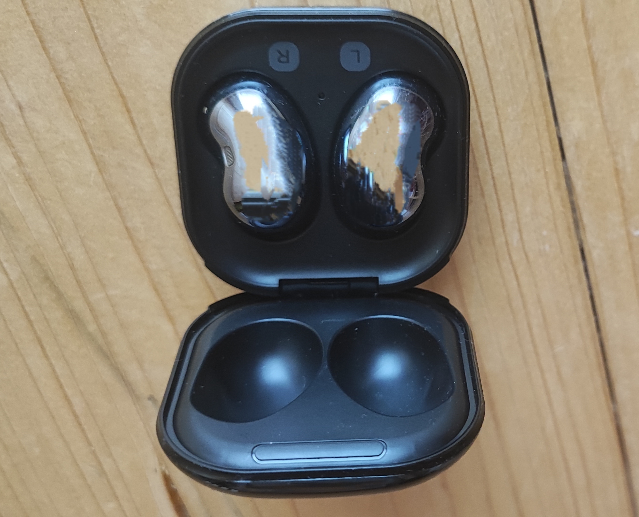 Samsung Galaxy Buds Live (Sound by AKG) – Schwarz – voll funktionsfähig