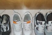 3 Paar Sneaker Gr. 43/44 – Vans, Nike & Karl Kani – Paketpreis
