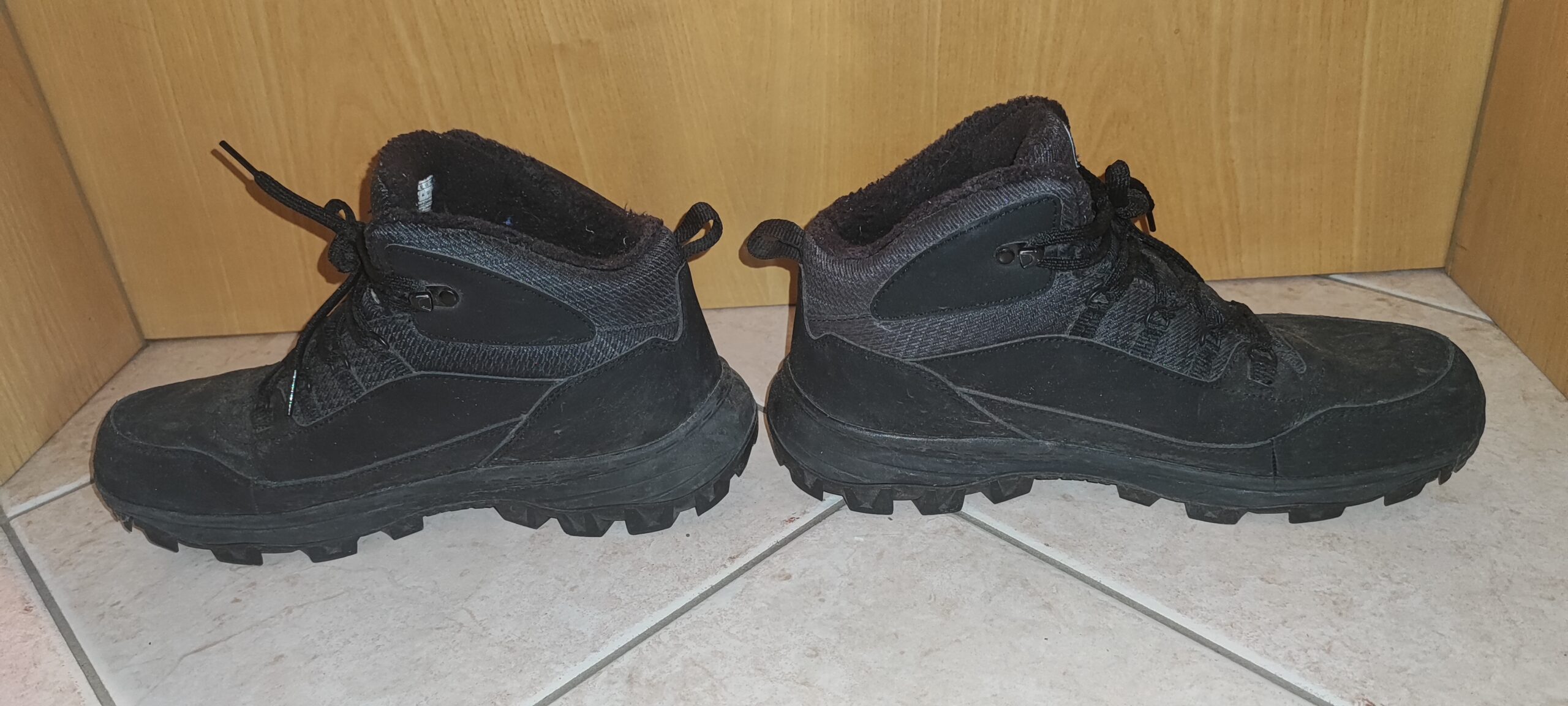 Jack Wolfskin Wanderschuhe / Trekkingschuhe – Gr. 44 – Schwarz