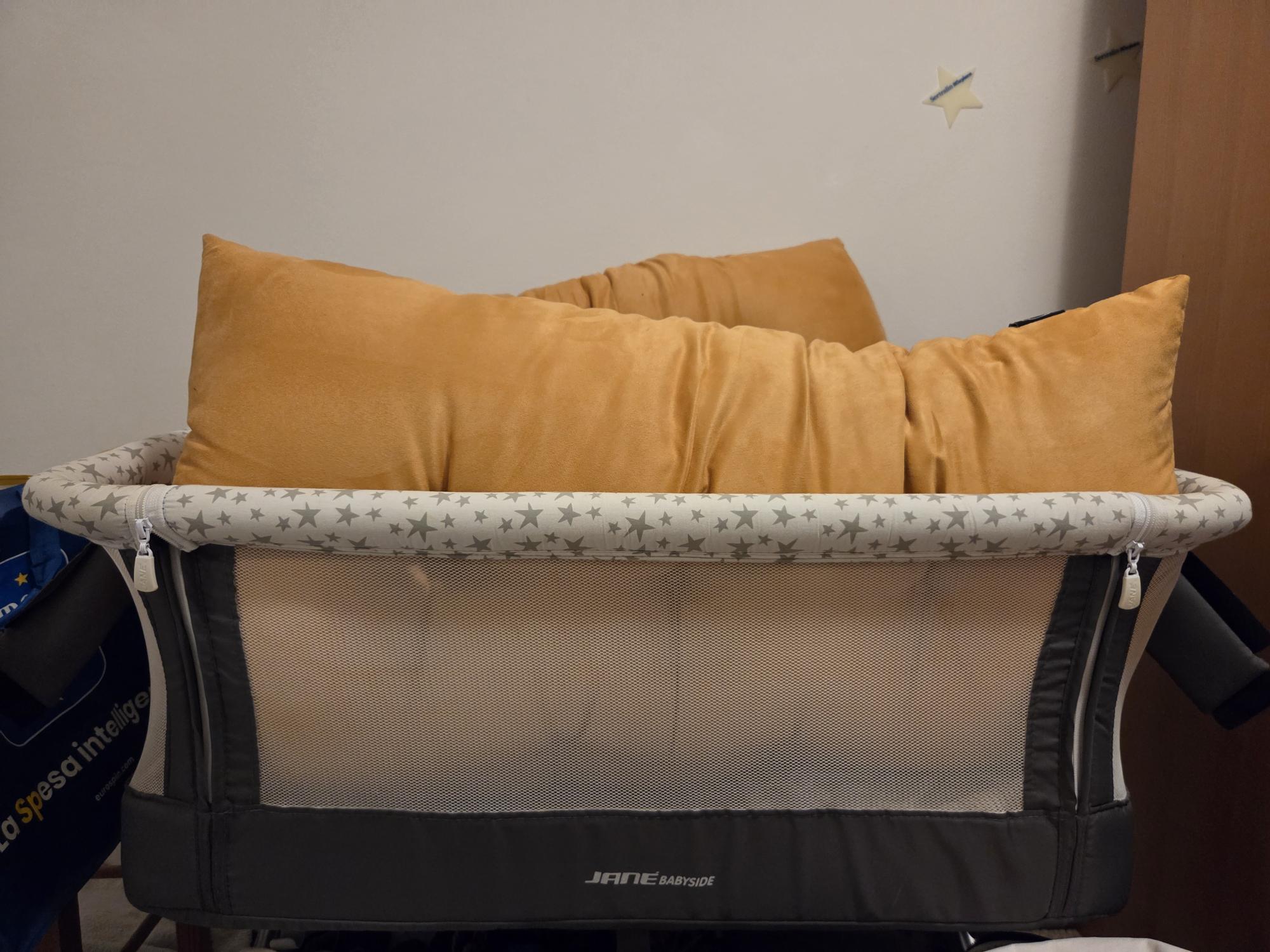 Beistellbett wie neu, da doppelt