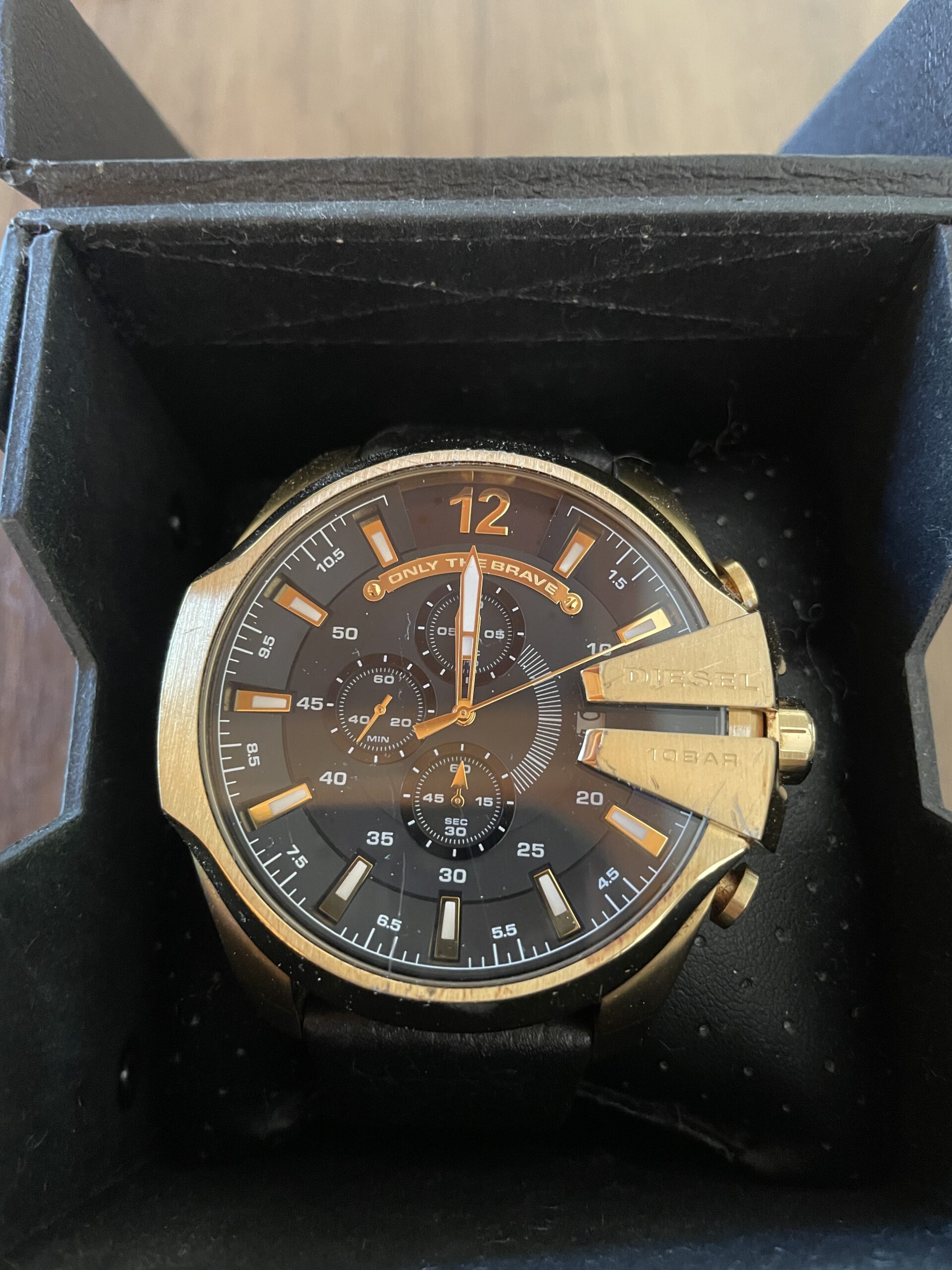 Diesel Uhr