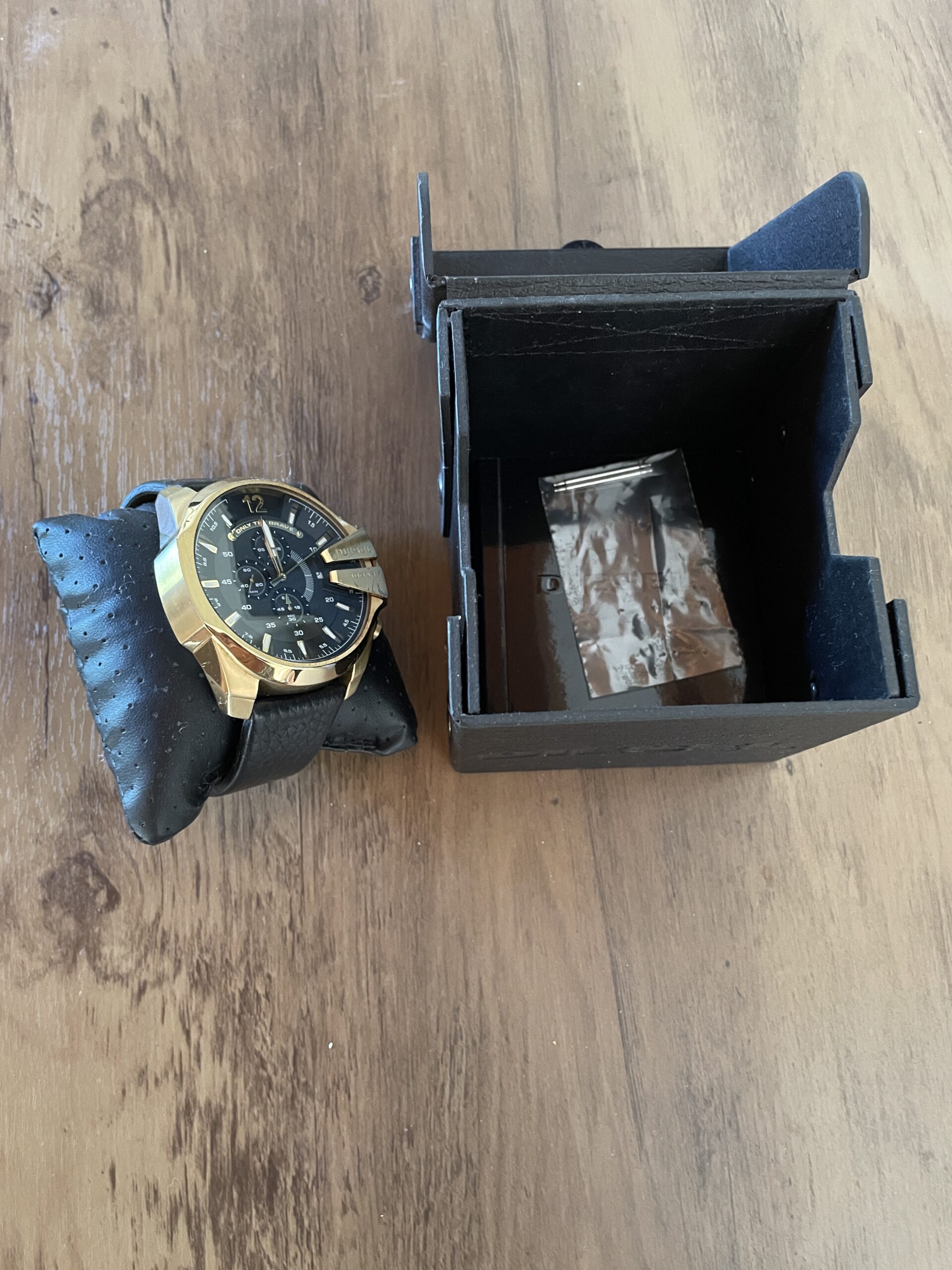 Diesel Uhr