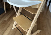 Stokke Tripp Trapp (natural) + Babyaufsatz