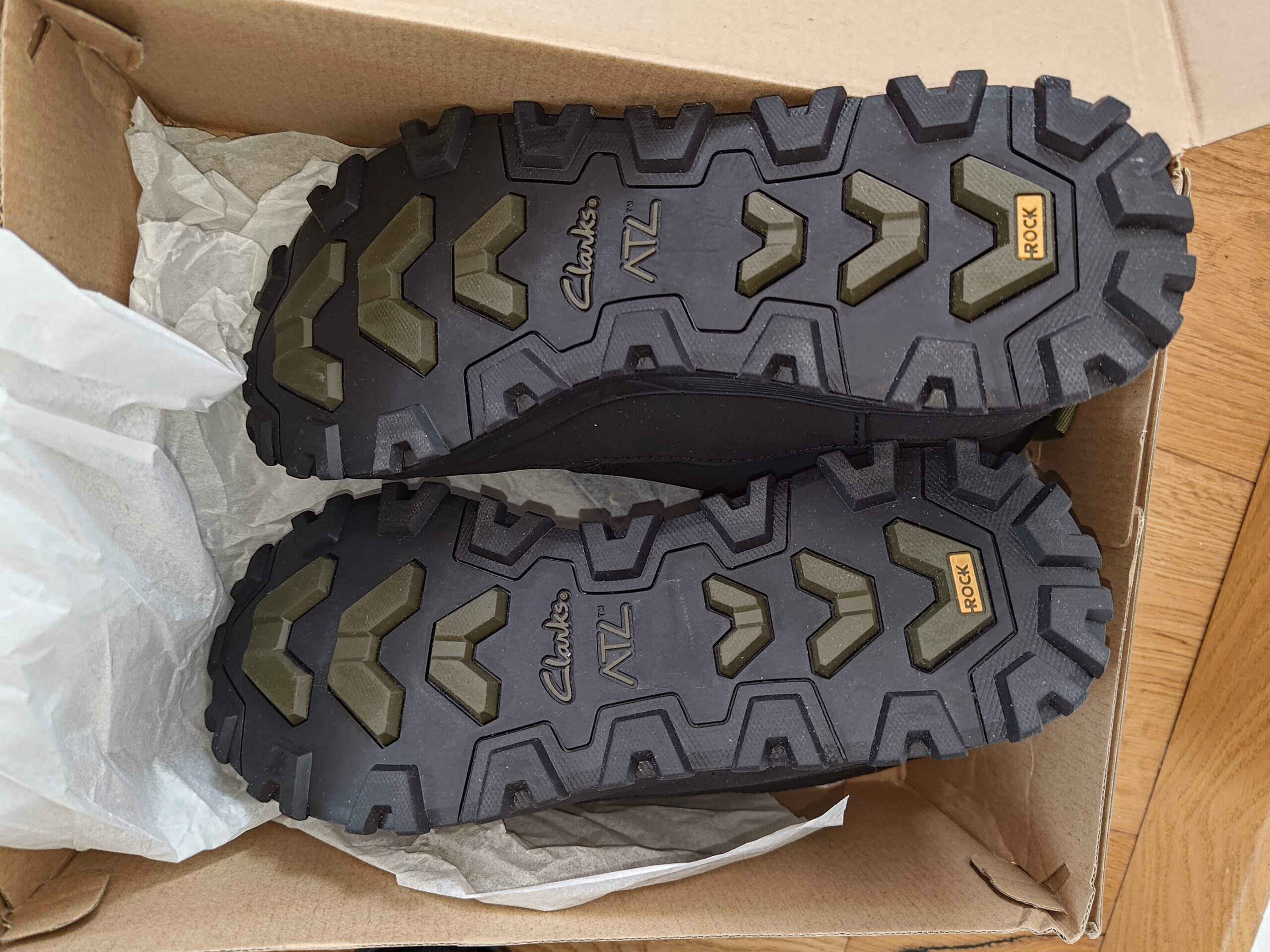 Schuhe-Scarpe Clarks Sneaker Atl Trek Gore Tex