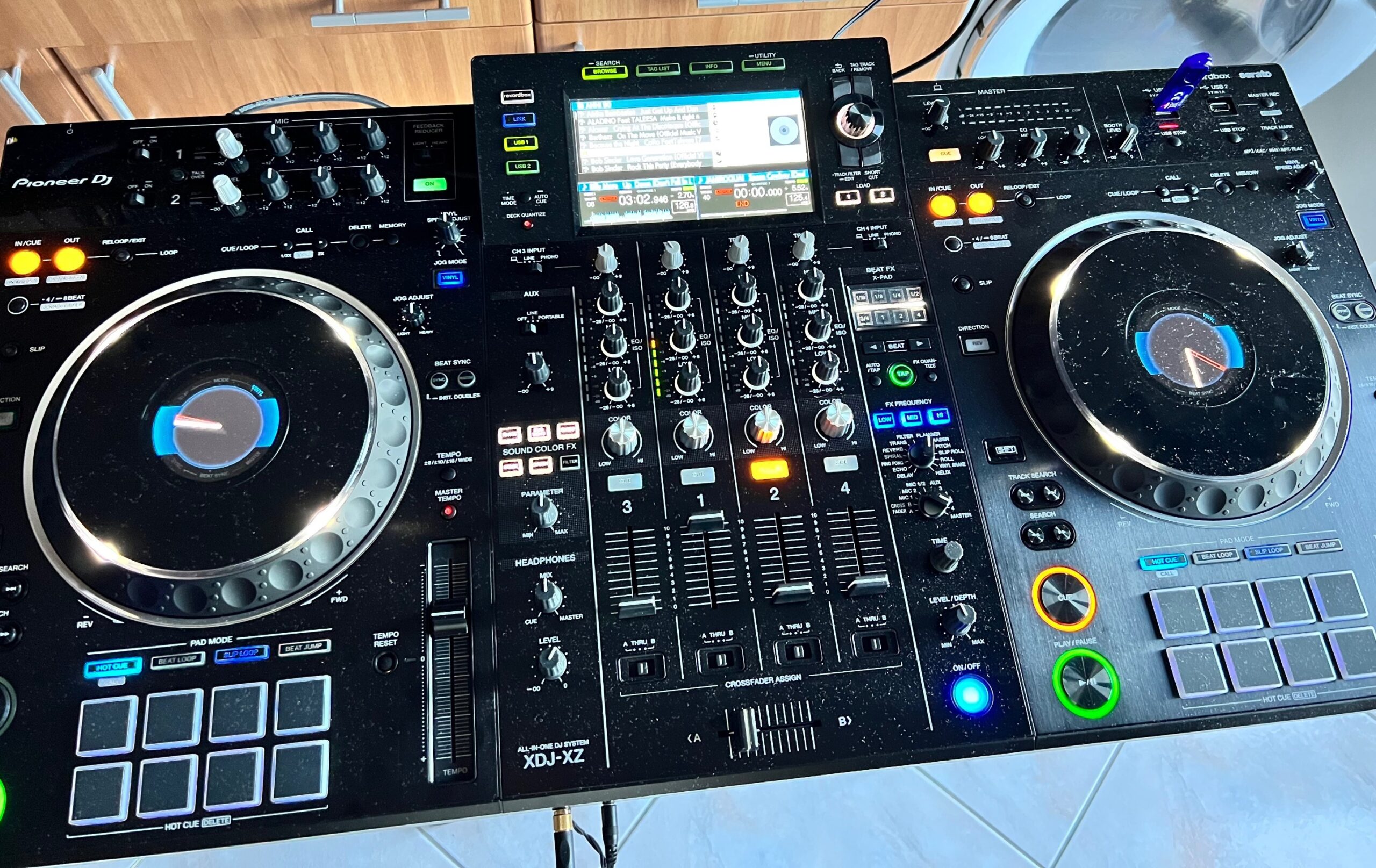 Pioneer DJ – XDJ-XZ + Flycase Deejay