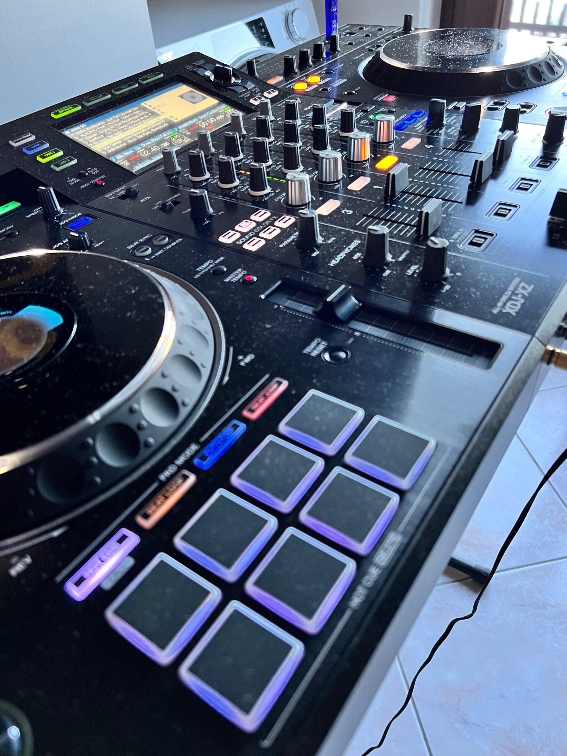 Pioneer DJ – XDJ-XZ + Flycase Deejay