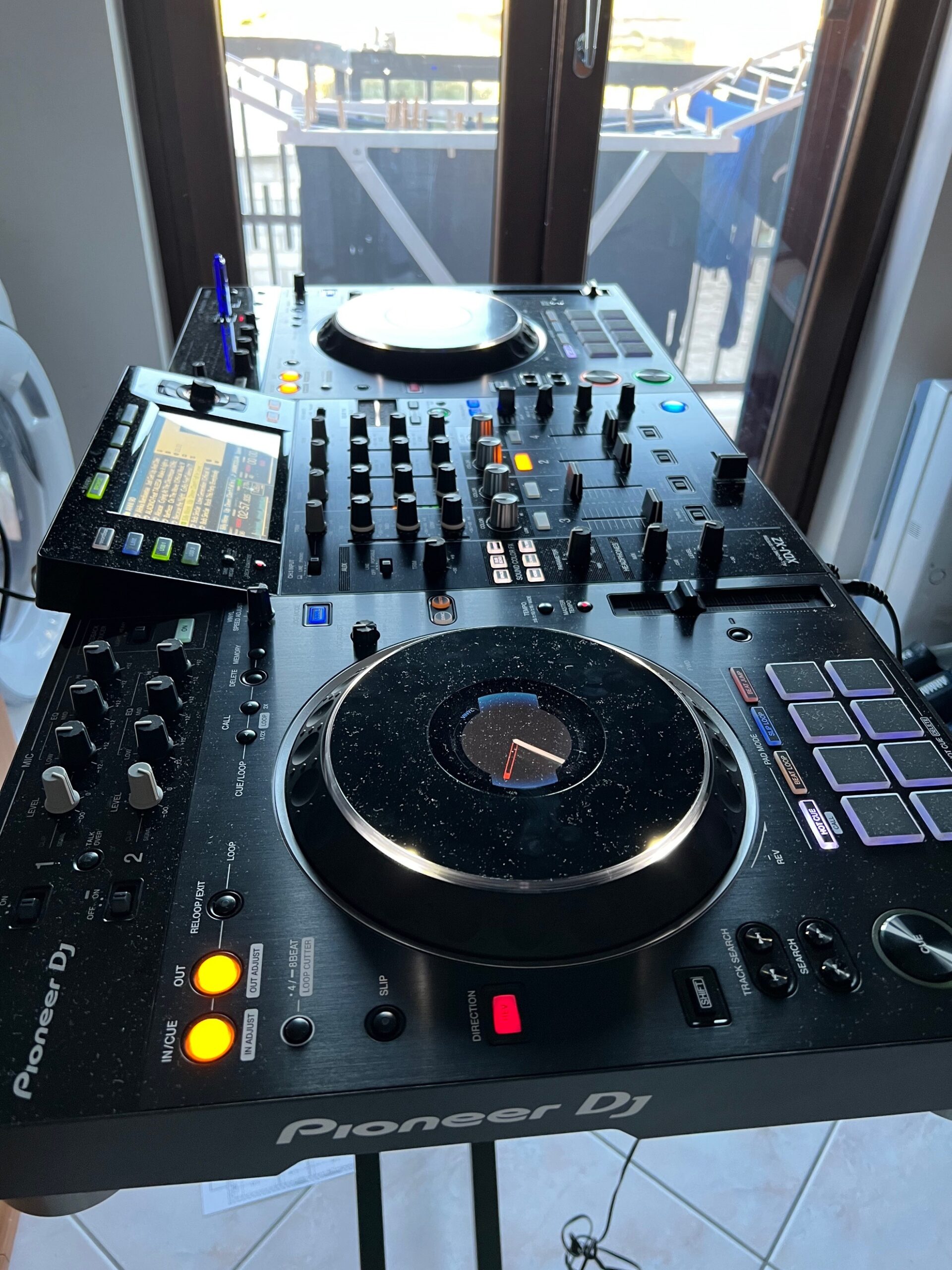 Pioneer DJ – XDJ-XZ + Flycase Deejay