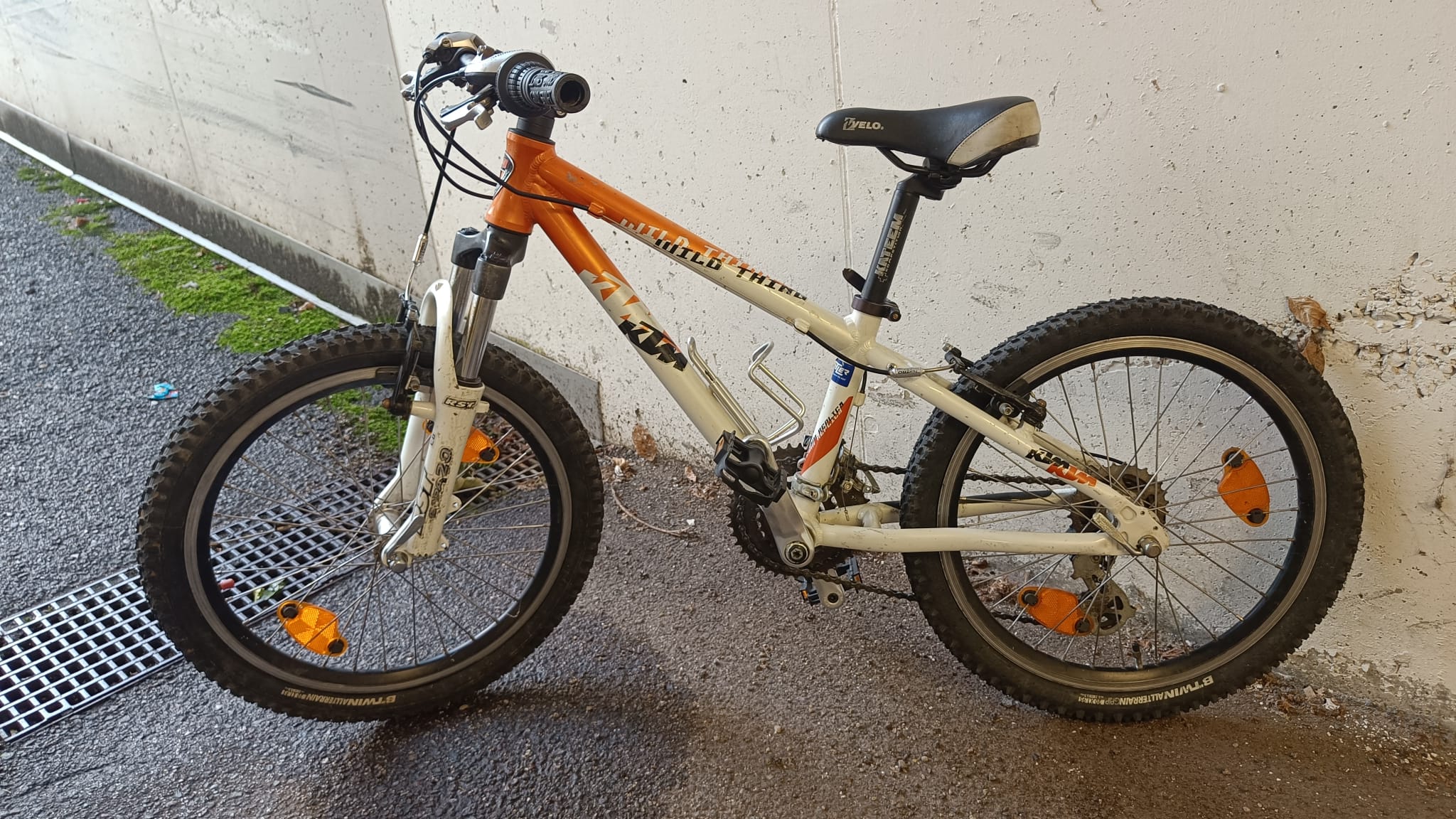 Kinderfahrrad MTB Fahrrad KTM sehr gut. 20 Zoll Räder