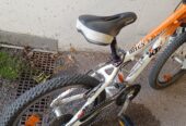 Kinderfahrrad MTB Fahrrad KTM sehr gut. 20 Zoll Räder