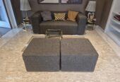 Tische, Stühle, Buffet, Theke, Couch ab sofort kurzfristig günstig zu verkaufen