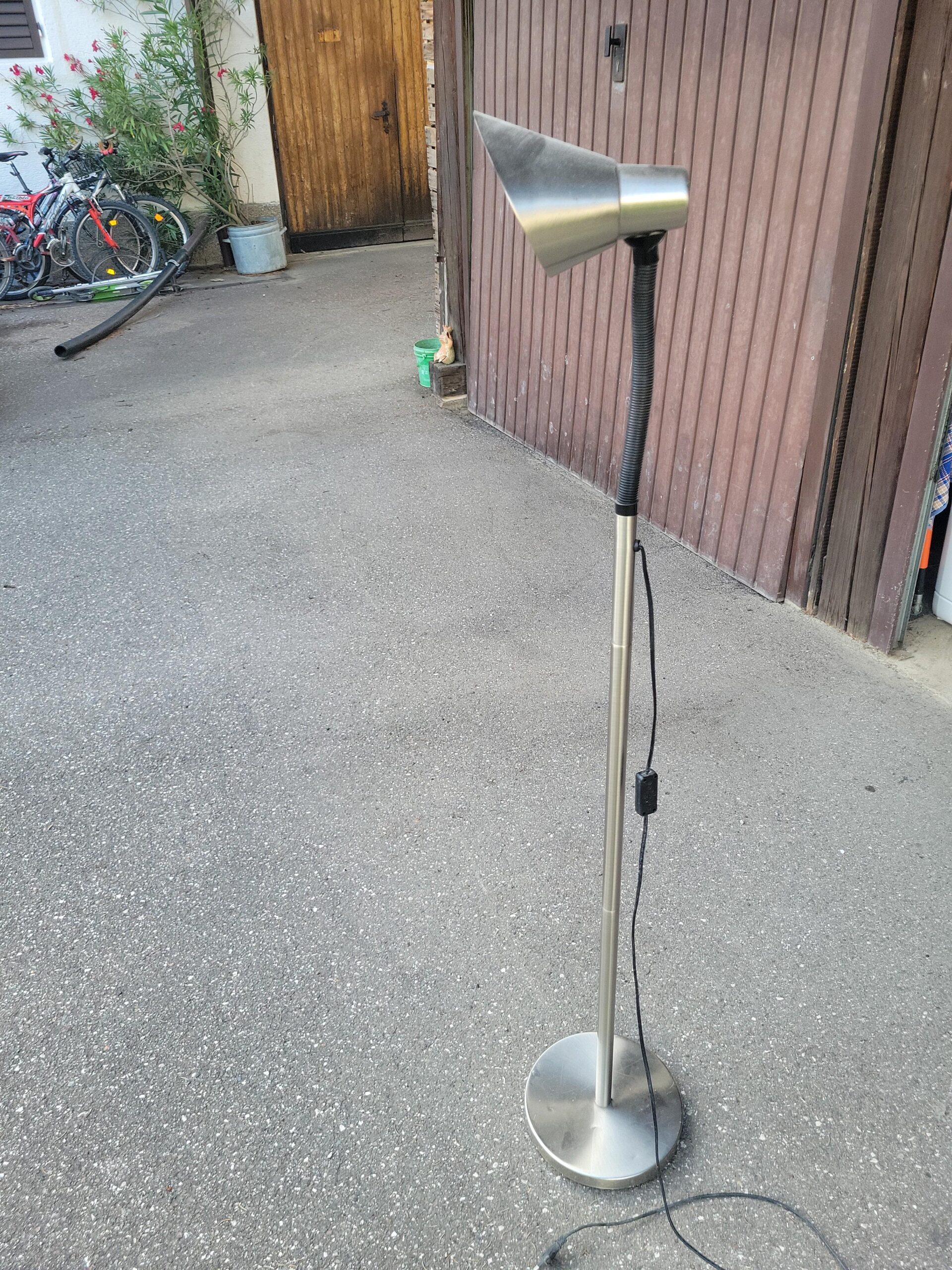 Stehlampe