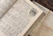 Hochwertiges Konvolut, großes antikes Wappenbuch, Pergament mit intakter Siegelkapsel und Wappen u.m.