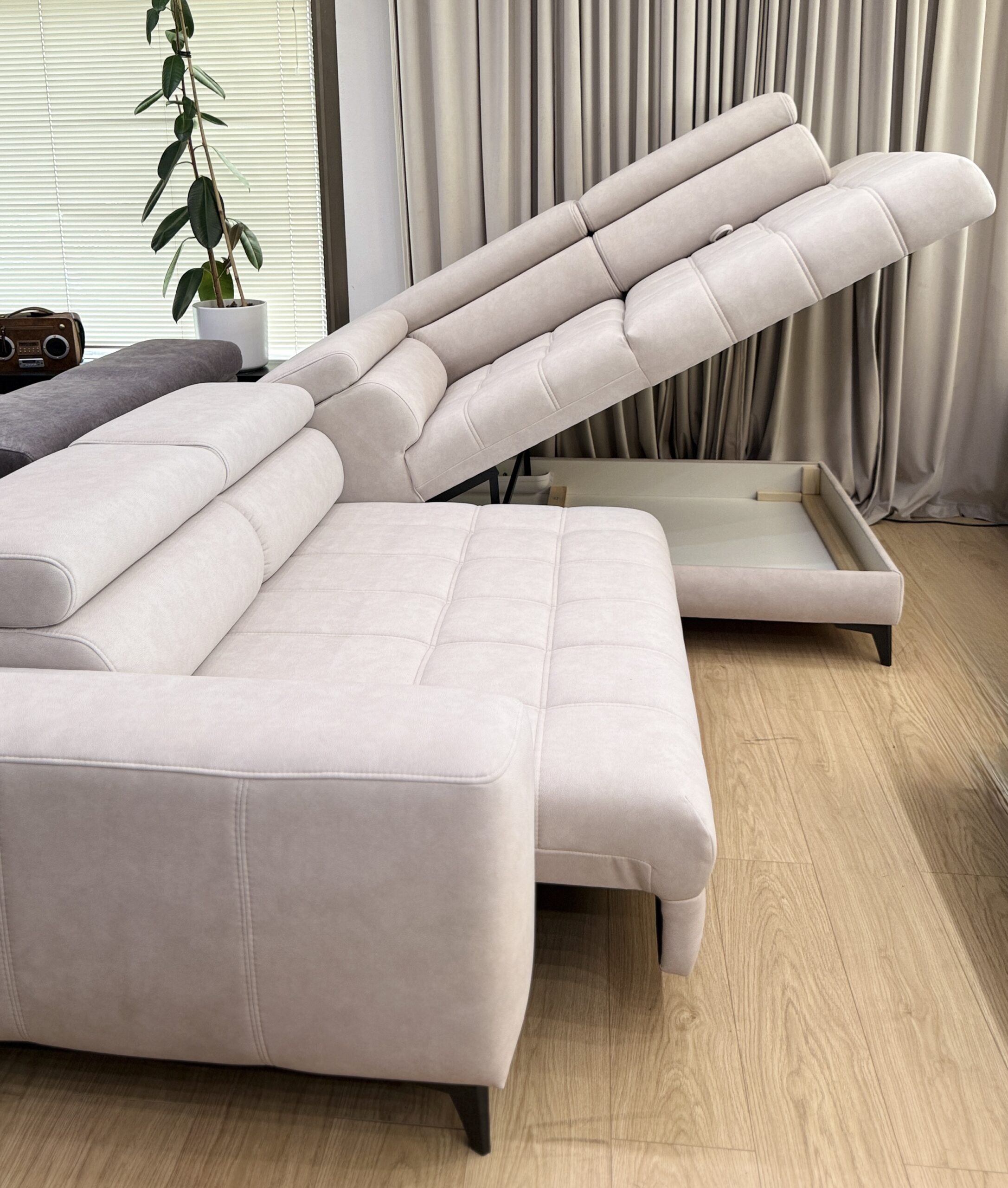 BAGGIO Ecksofa mit Relaxfunktion – sofort verfügbar