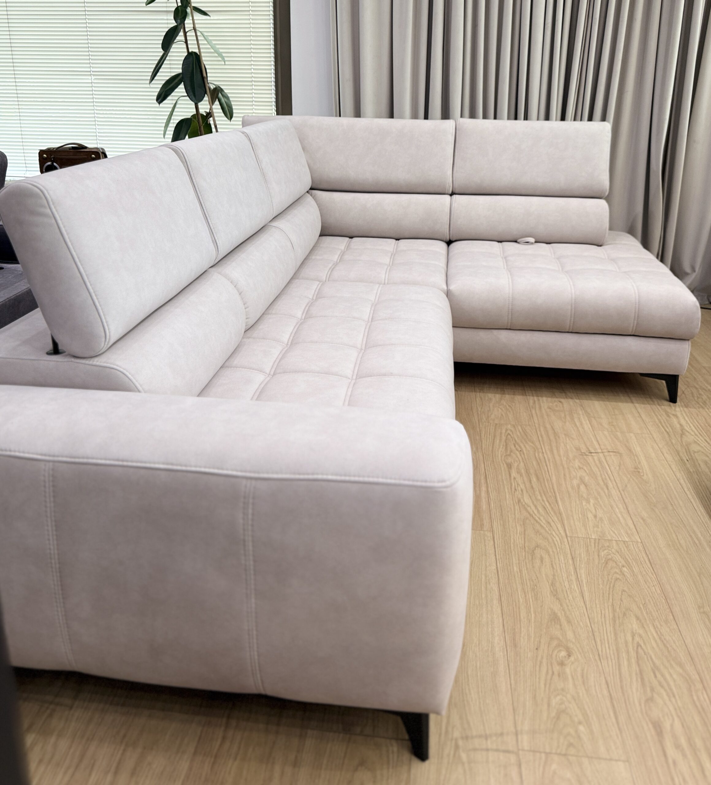 BAGGIO Ecksofa mit Relaxfunktion – sofort verfügbar