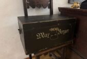 Schöne Kleine alte Tiroler Bauerntruhe wohl um 1900