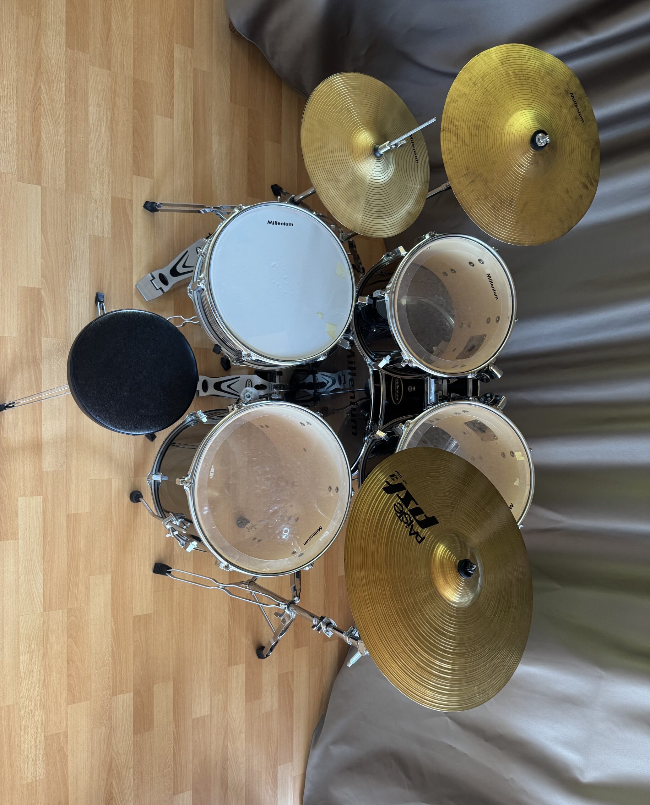 Millennium Drumset 5-teilig inkl. Paiste PST3 Becken + Hardware