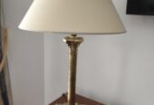 Schränke, Schreibtische, Lampen, …