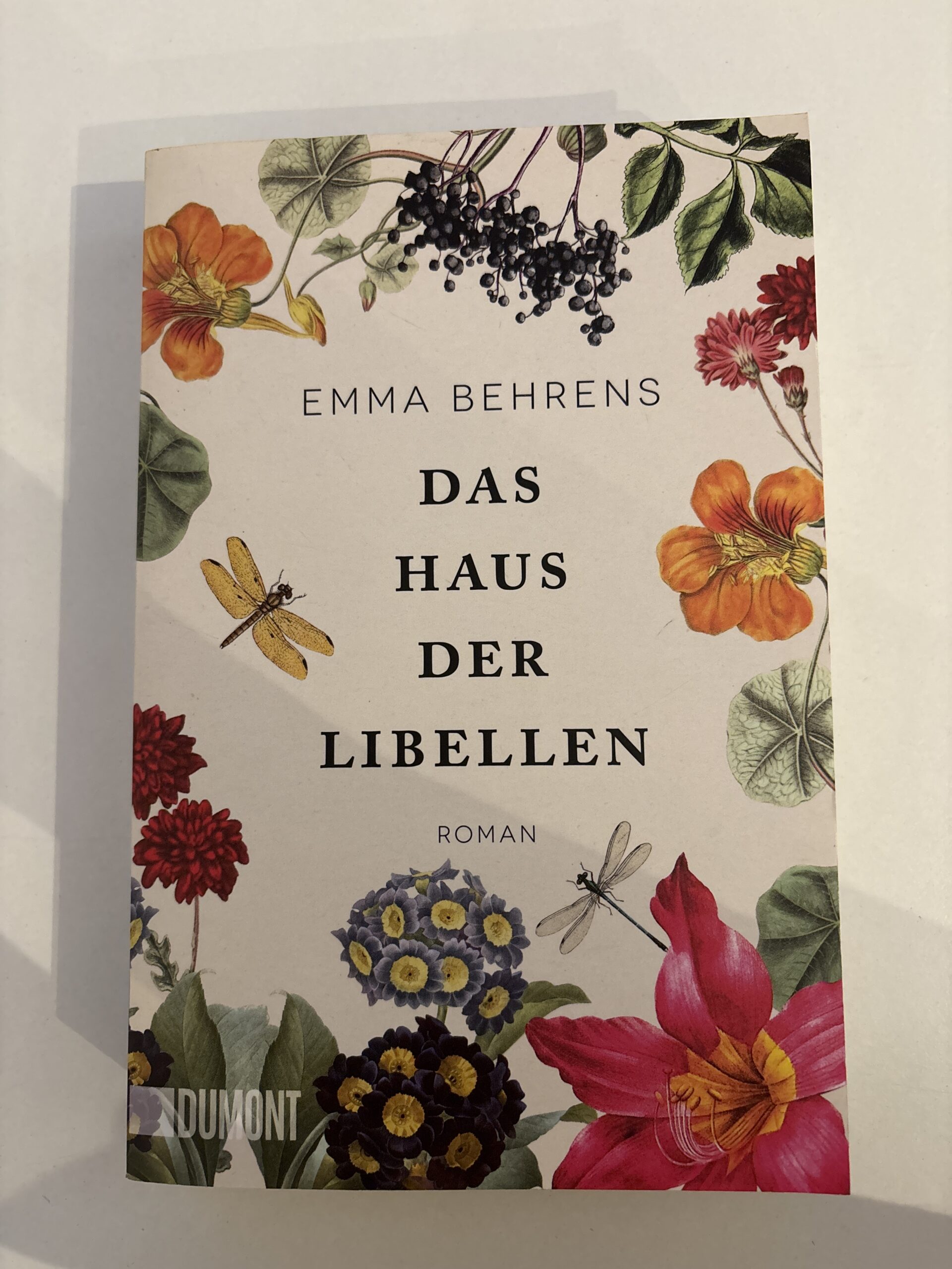 DAS HAUS DER LIBELLEN