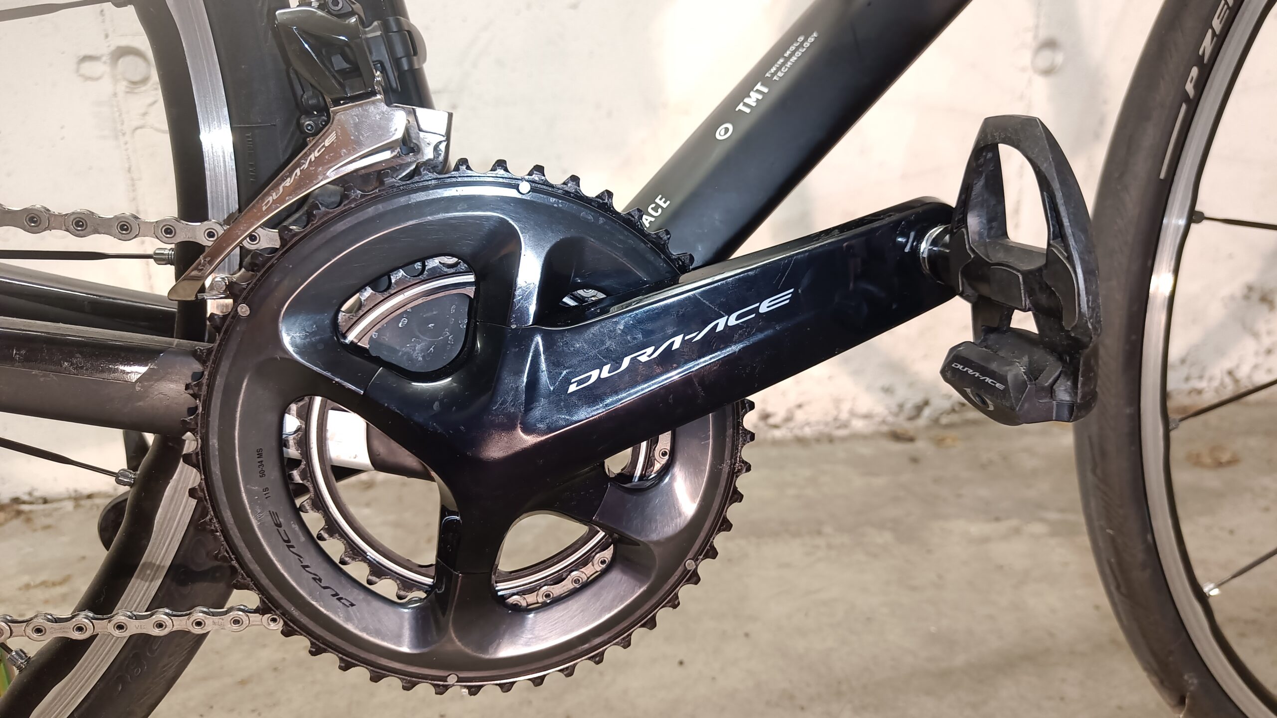 Top rennrad 58″ Gr. L Rennrad Dura Ace 7,4kg Ksyrium usw