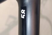 Top rennrad 58″ Gr. L Rennrad Dura Ace 7,4kg Ksyrium usw