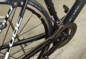 Top rennrad 58″ Gr. L Rennrad Dura Ace 7,4kg Ksyrium usw