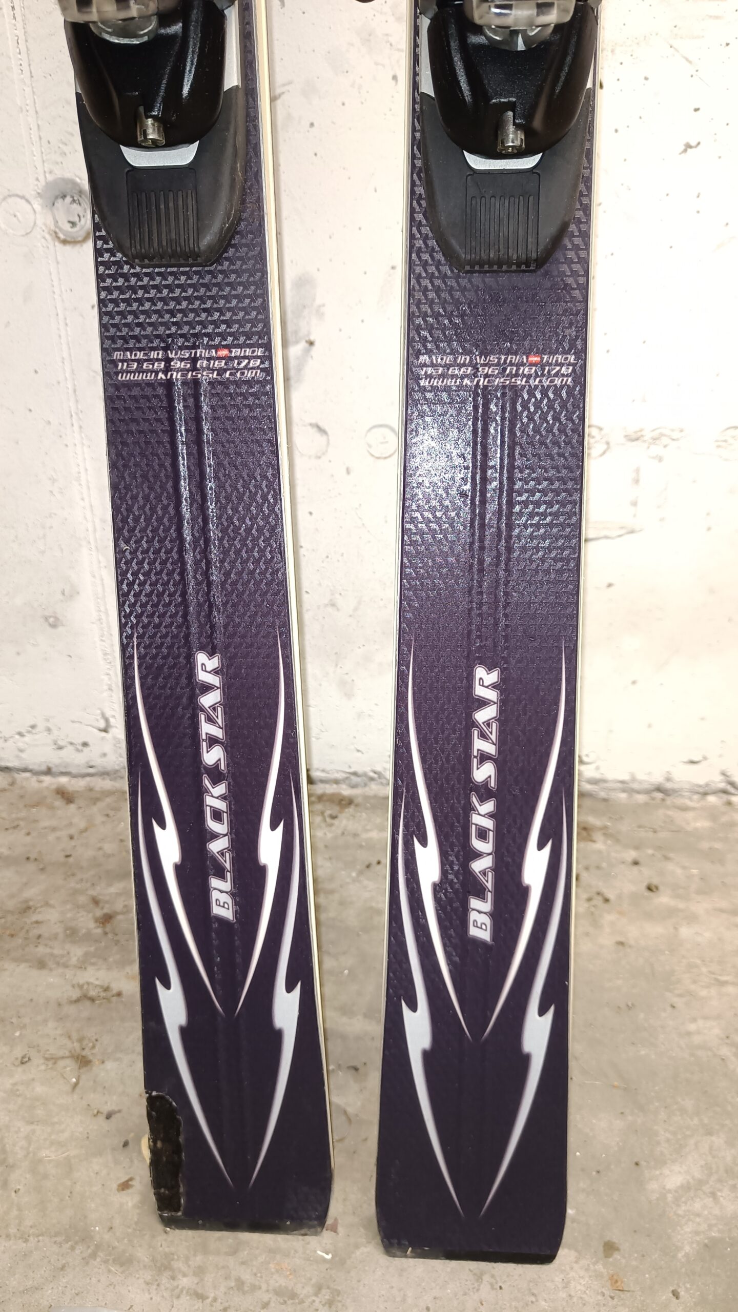 KNEISSL SKI CARVING MIT TOP BINDUNG!!