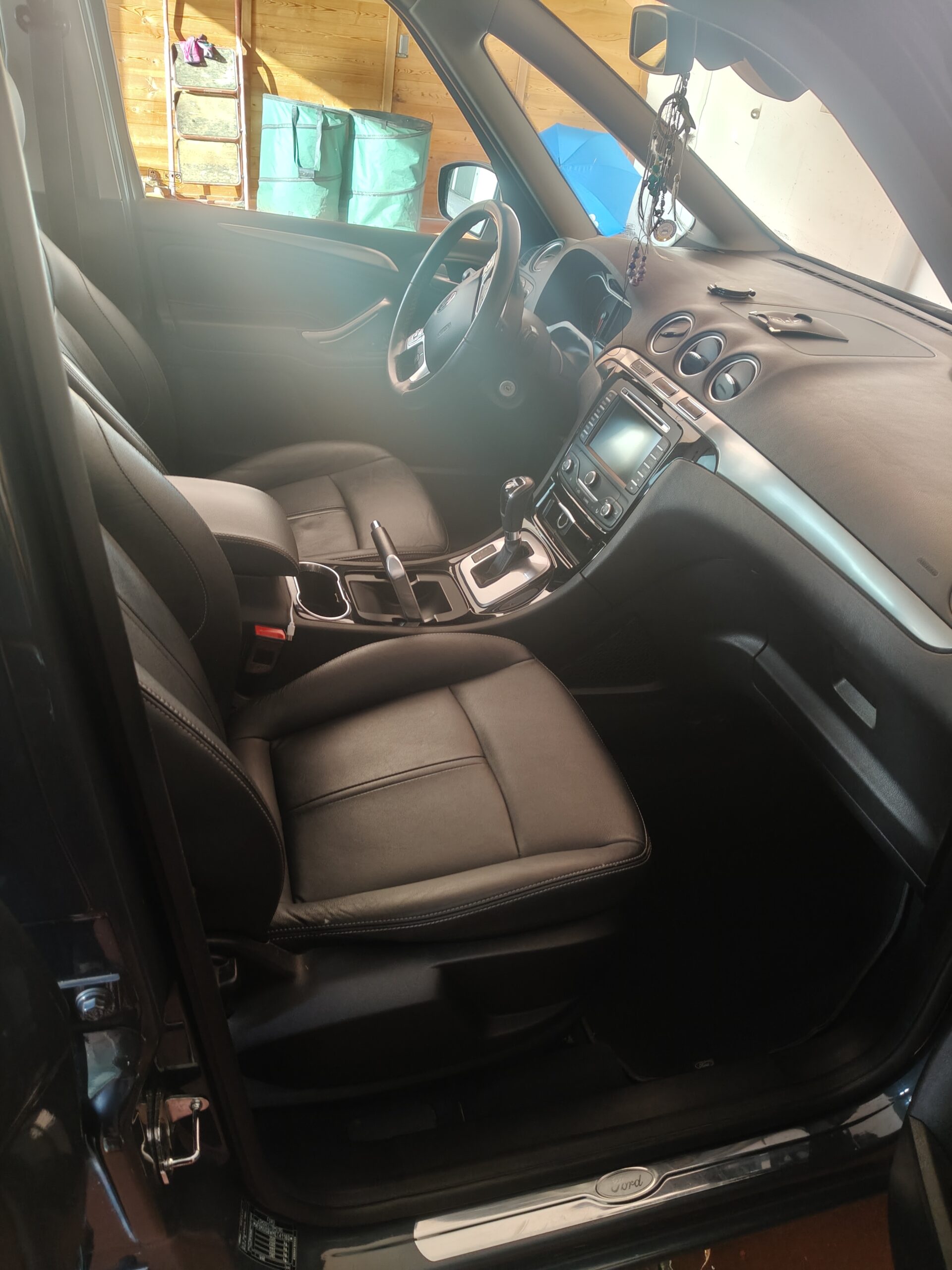 Ford Galaxy 2.0 TDCI DPF Automatik Titanium