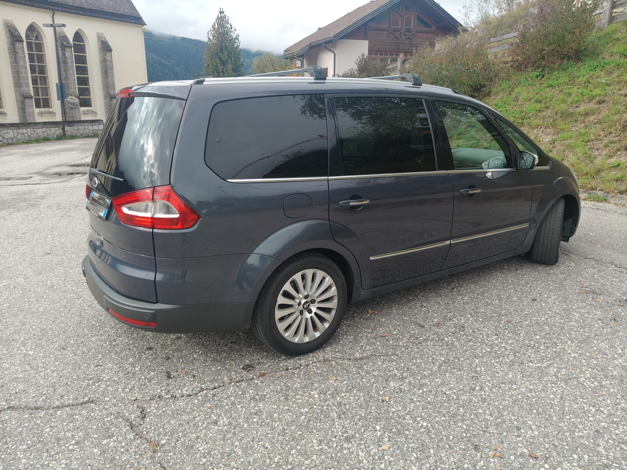 Ford Galaxy 2.0 TDCI DPF Automatik Titanium
