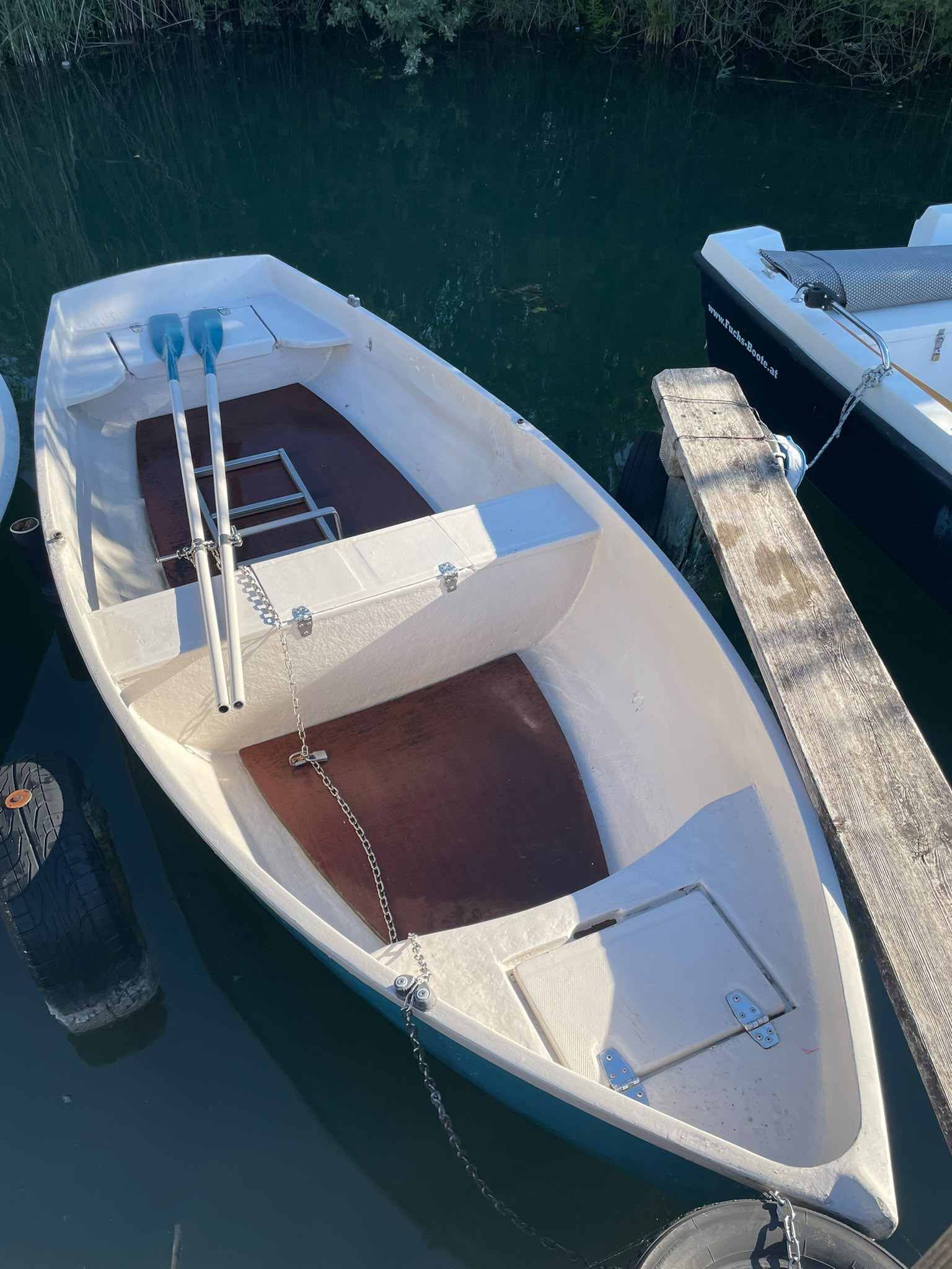 Gut erhaltenes Ruderboot mit Zubehör – 4,5 m